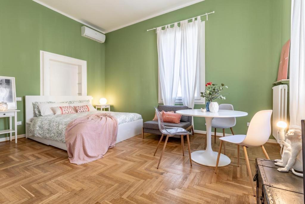 Studio Liberty A 100 Metri Dalle Mura Bassano del Grappa Luaran gambar
